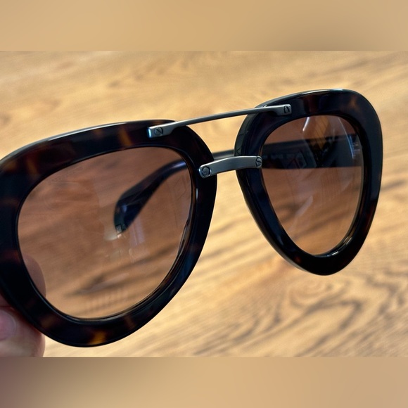 Prada SPR 28R 2AU3DO Oversized aviator Sunglasses - Picture 4 of 13